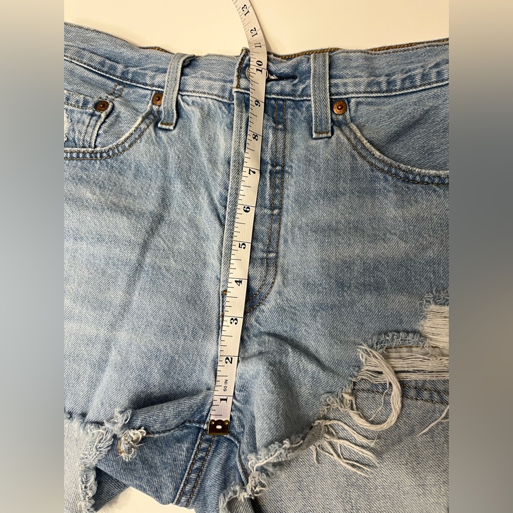 Levi's Jean Short Size W27 - Picture 12 of 14